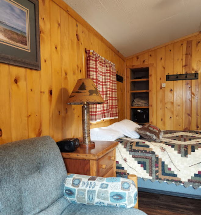 Deer Park Lodge - Recent Photos From Website (newer photo)